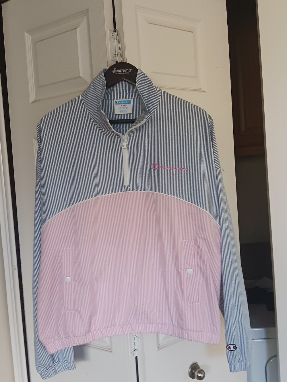 Champions Womens Seersucker Pop Over Jacket Size L